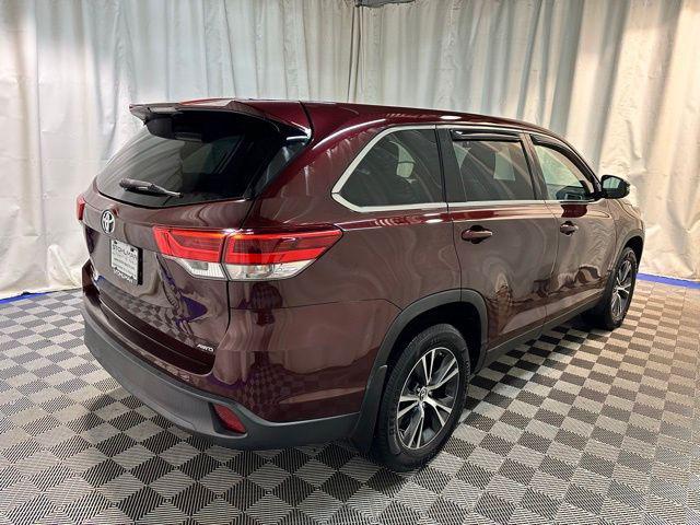 used 2019 Toyota Highlander car, priced at $21,131