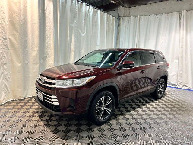 used 2019 Toyota Highlander car, priced at $21,131