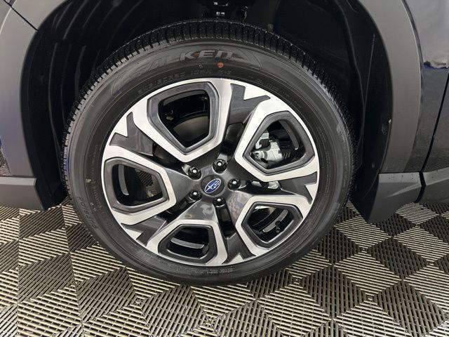 new 2025 Subaru Ascent car, priced at $46,212