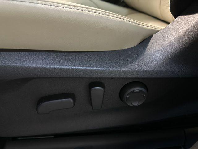 new 2025 Subaru Ascent car, priced at $46,212