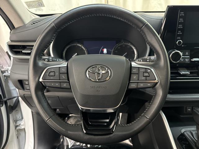 used 2021 Toyota Highlander car, priced at $29,943