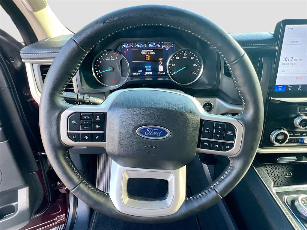 used 2024 Ford Expedition car, priced at $46,000