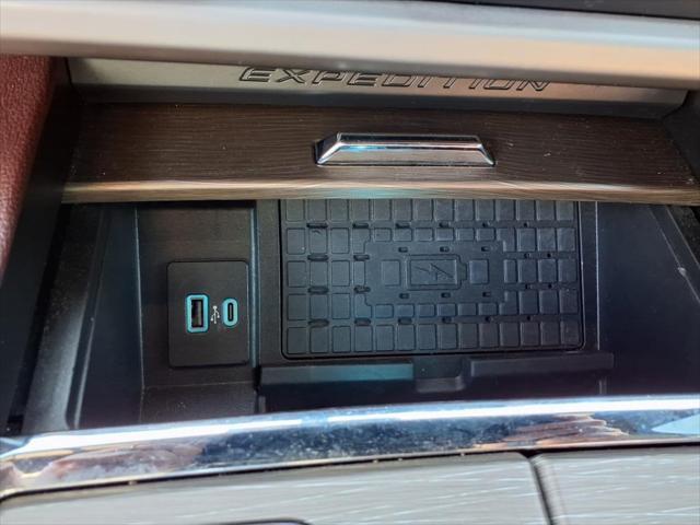 used 2022 Ford Expedition Max car, priced at $40,000
