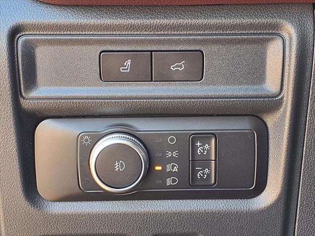 used 2022 Ford Expedition Max car, priced at $40,000