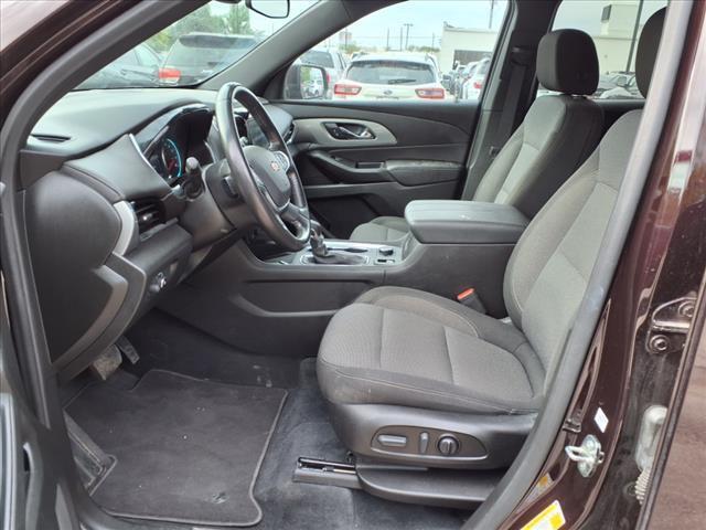 used 2022 Chevrolet Traverse car, priced at $21,700