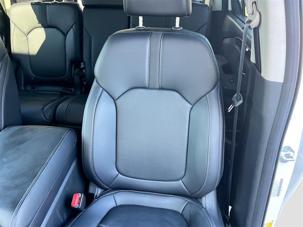 used 2023 Honda Pilot car, priced at $35,600