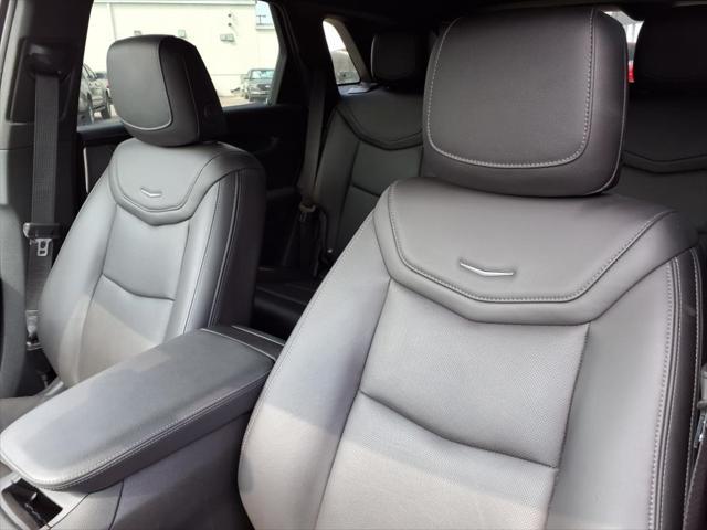 used 2023 Cadillac XT5 car, priced at $28,000
