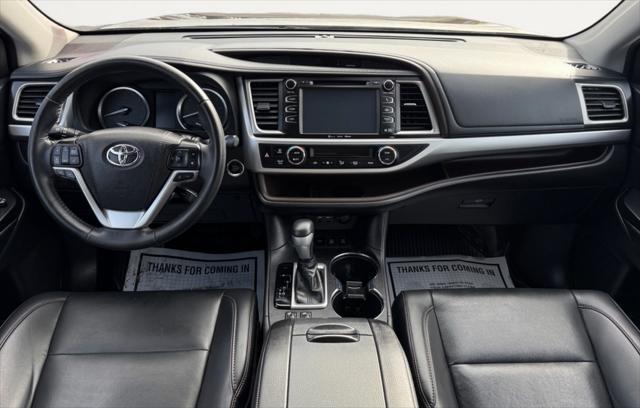 used 2019 Toyota Highlander car, priced at $26,500