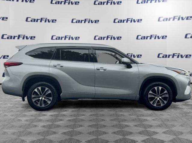 used 2021 Toyota Highlander car, priced at $29,500