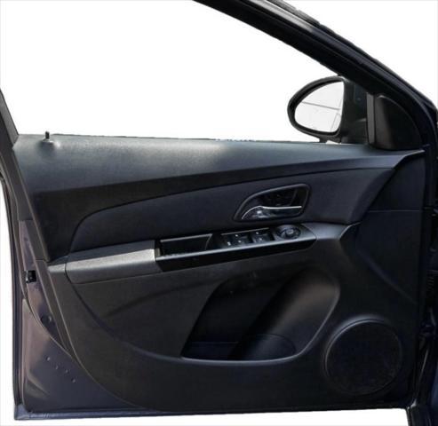 used 2014 Chevrolet Cruze car, priced at $8,000