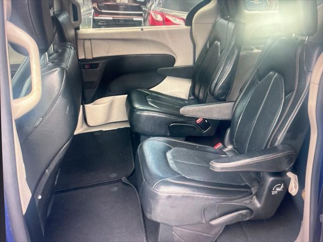 used 2019 Chrysler Pacifica car