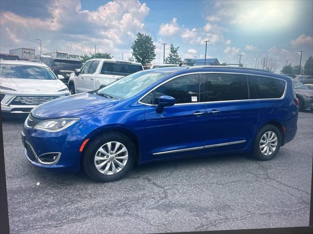used 2019 Chrysler Pacifica car