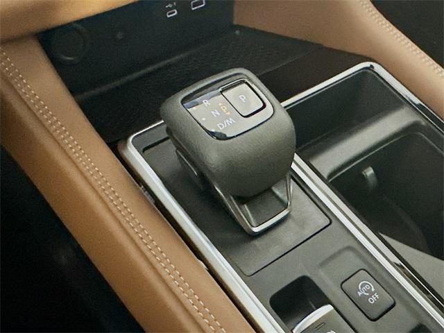 new 2025 Nissan Pathfinder car, priced at $46,892