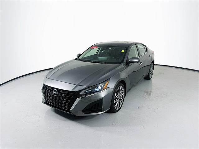 used 2024 Nissan Altima car, priced at $27,999