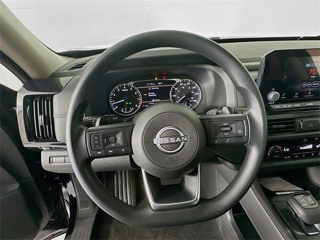 new 2025 Nissan Pathfinder car, priced at $36,472