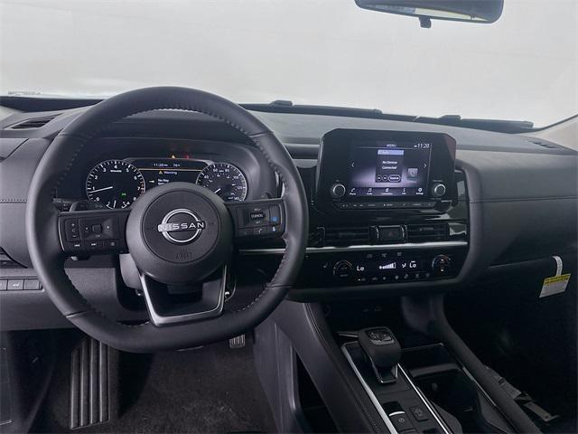new 2025 Nissan Pathfinder car, priced at $38,552