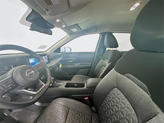 new 2025 Nissan Kicks car, priced at $23,930