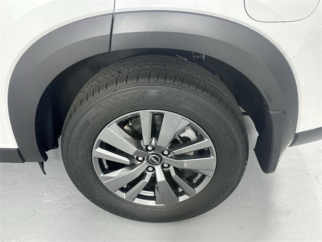 new 2025 Nissan Pathfinder car, priced at $38,120