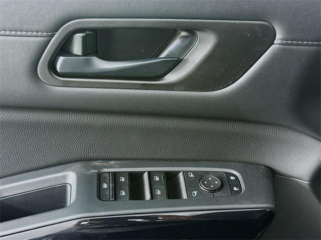 new 2025 Nissan Pathfinder car, priced at $37,155