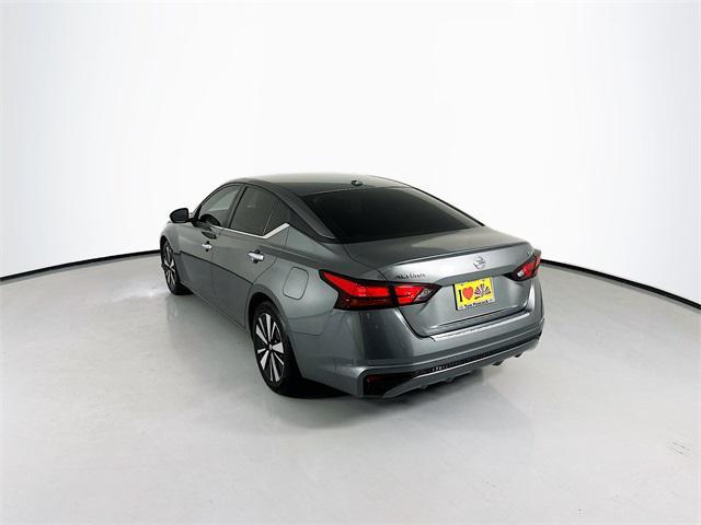 used 2022 Nissan Altima car, priced at $18,999