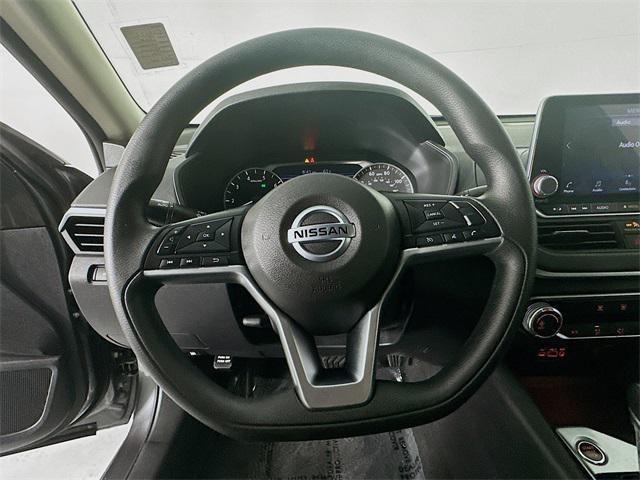 used 2022 Nissan Altima car, priced at $18,999