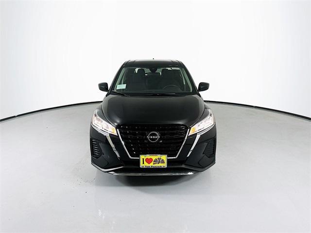 new 2025 Nissan Kicks car, priced at $19,590