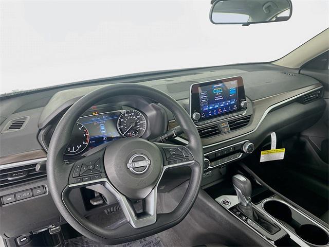 new 2024 Nissan Altima car, priced at $24,558