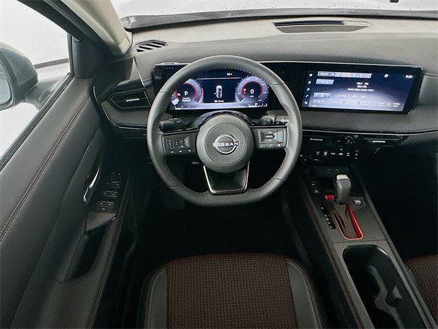 new 2025 Nissan Kicks car, priced at $24,601