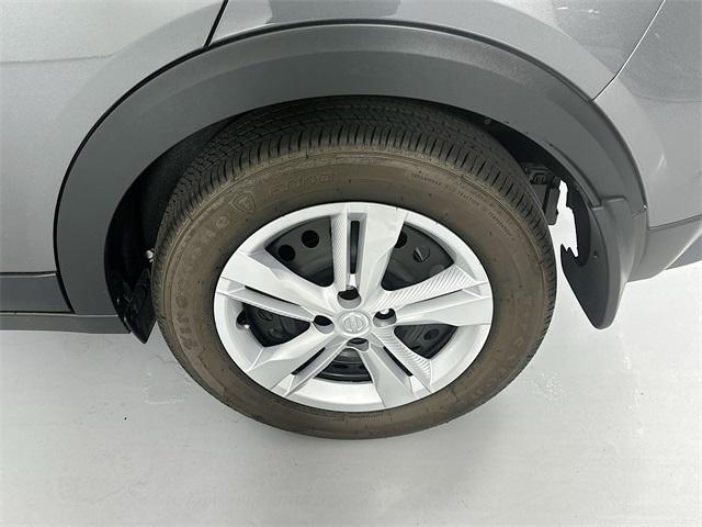 new 2025 Nissan Kicks car, priced at $19,590