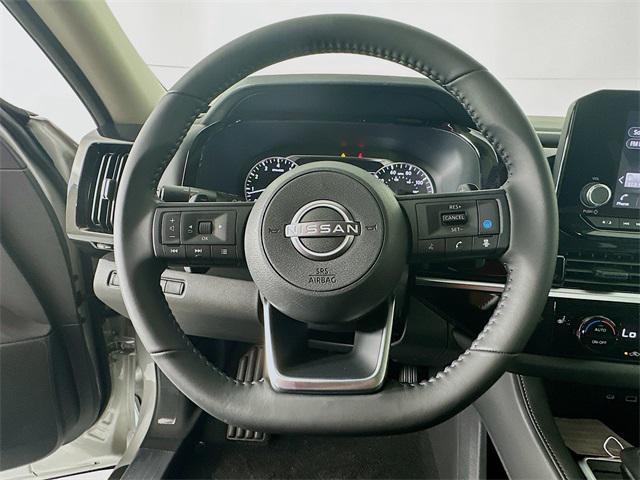 new 2025 Nissan Pathfinder car, priced at $32,905