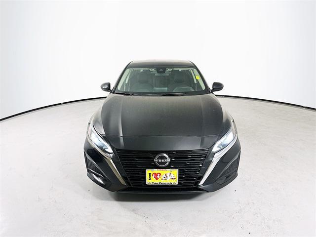 used 2023 Nissan Altima car, priced at $18,999