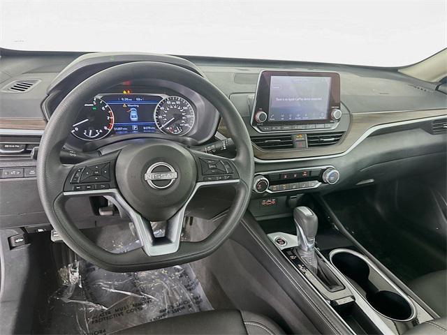 used 2023 Nissan Altima car, priced at $18,999