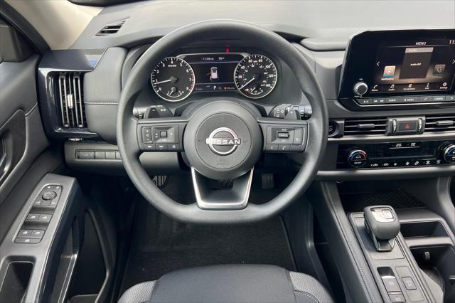 new 2025 Nissan Pathfinder car, priced at $37,450