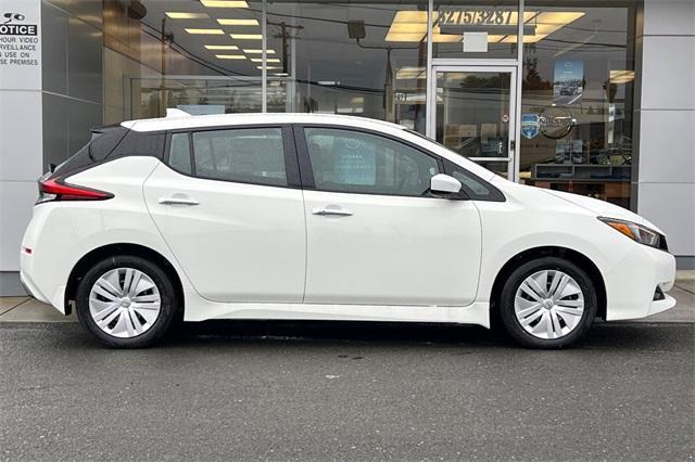 new 2025 Nissan Leaf car, priced at $29,035