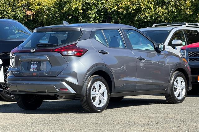 new 2025 Nissan Kicks Play car, priced at $23,260