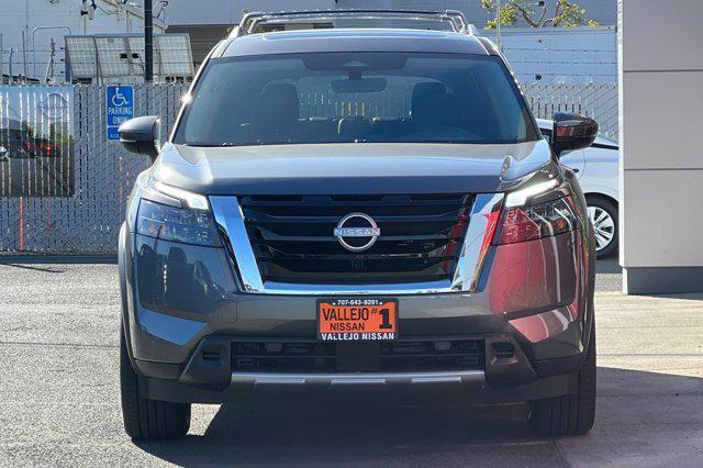 new 2025 Nissan Pathfinder car, priced at $47,190