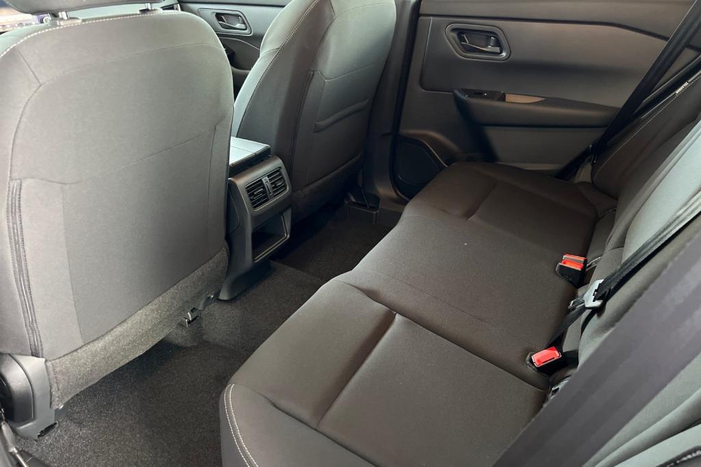 new 2025 Nissan Rogue car, priced at $30,850