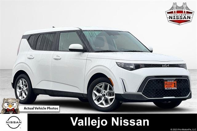 used 2023 Kia Soul car, priced at $17,490