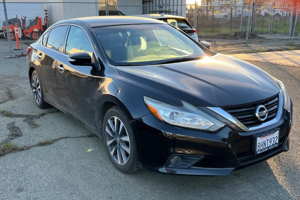 used 2017 Nissan Altima car