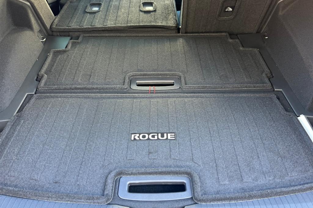 new 2025 Nissan Rogue car, priced at $37,244