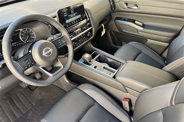 new 2024 Nissan Pathfinder car, priced at $37,628