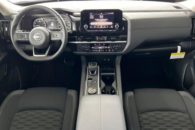 new 2025 Nissan Pathfinder car, priced at $42,660