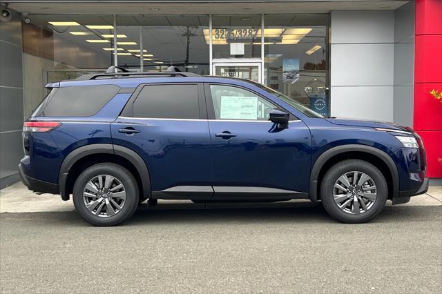 new 2025 Nissan Pathfinder car, priced at $37,988