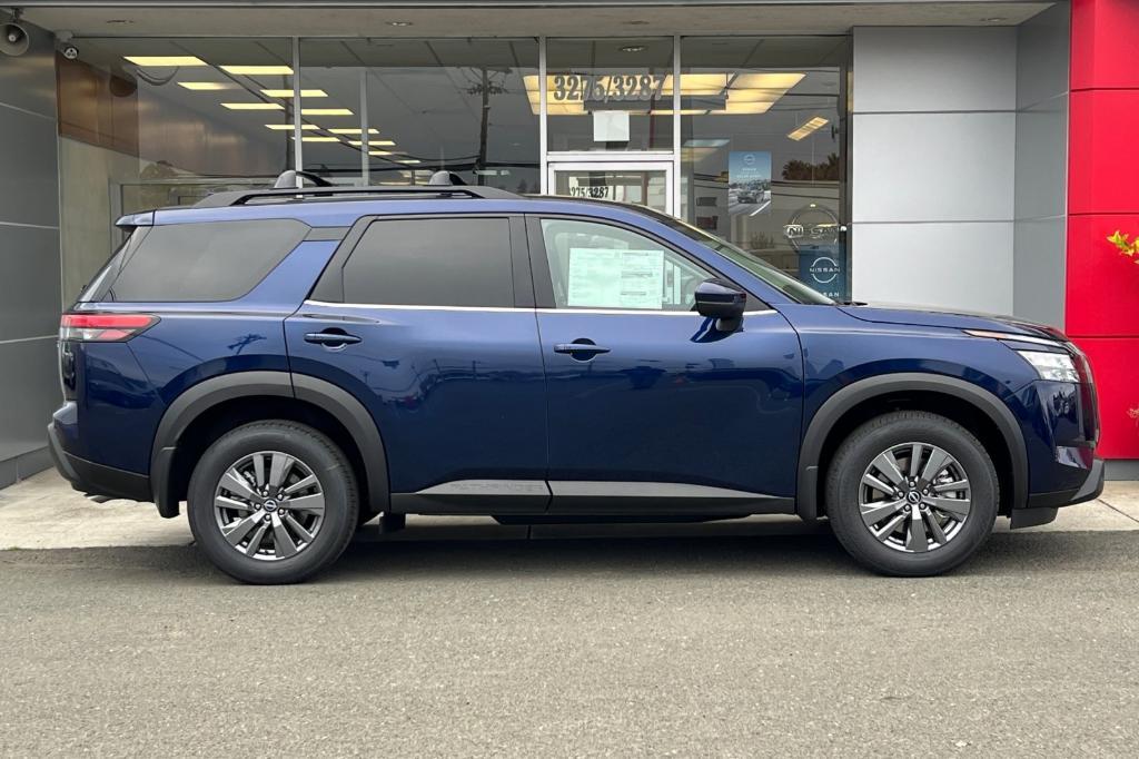 new 2025 Nissan Pathfinder car, priced at $37,988