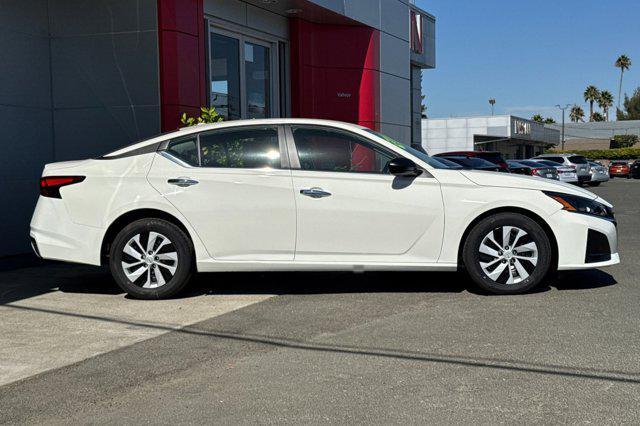 new 2025 Nissan Altima car, priced at $27,505