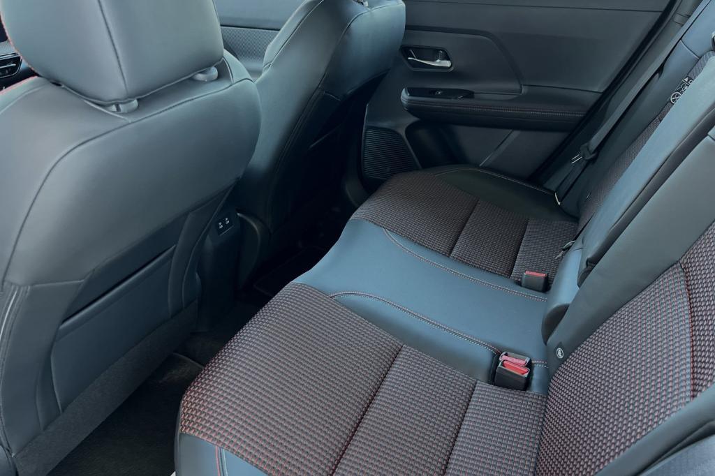 new 2025 Nissan Kicks car, priced at $29,115