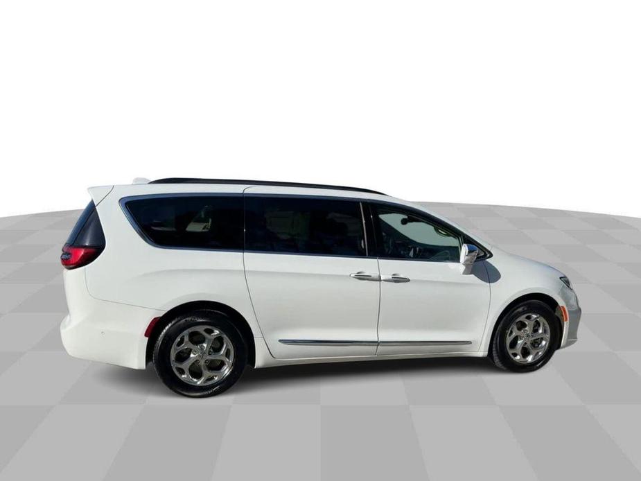 used 2022 Chrysler Pacifica car, priced at $27,299