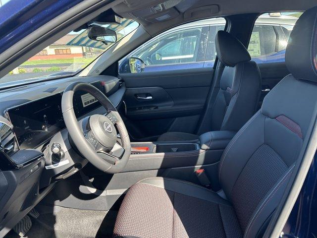 new 2025 Nissan Kicks car, priced at $28,499