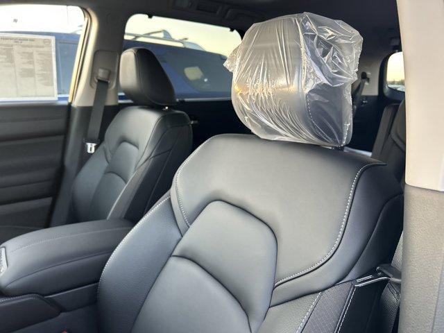 new 2025 Nissan Pathfinder car, priced at $41,999