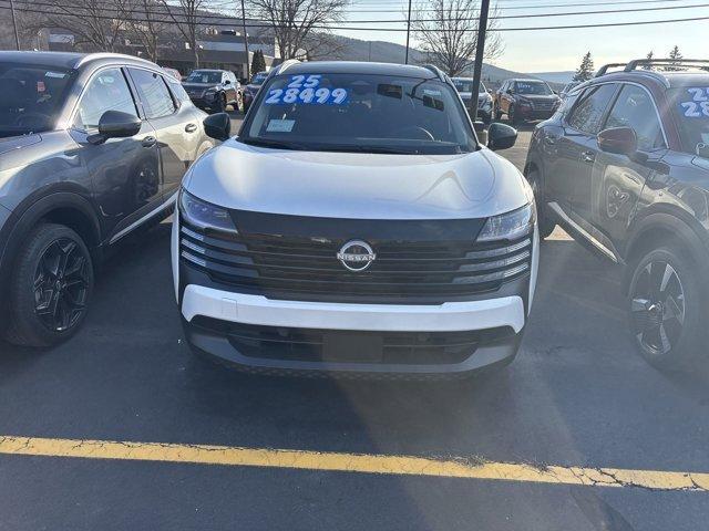 new 2025 Nissan Kicks car, priced at $28,499